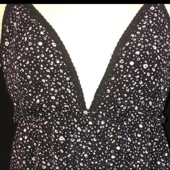 Baby Doll black and white dress - Picture 5 of 5